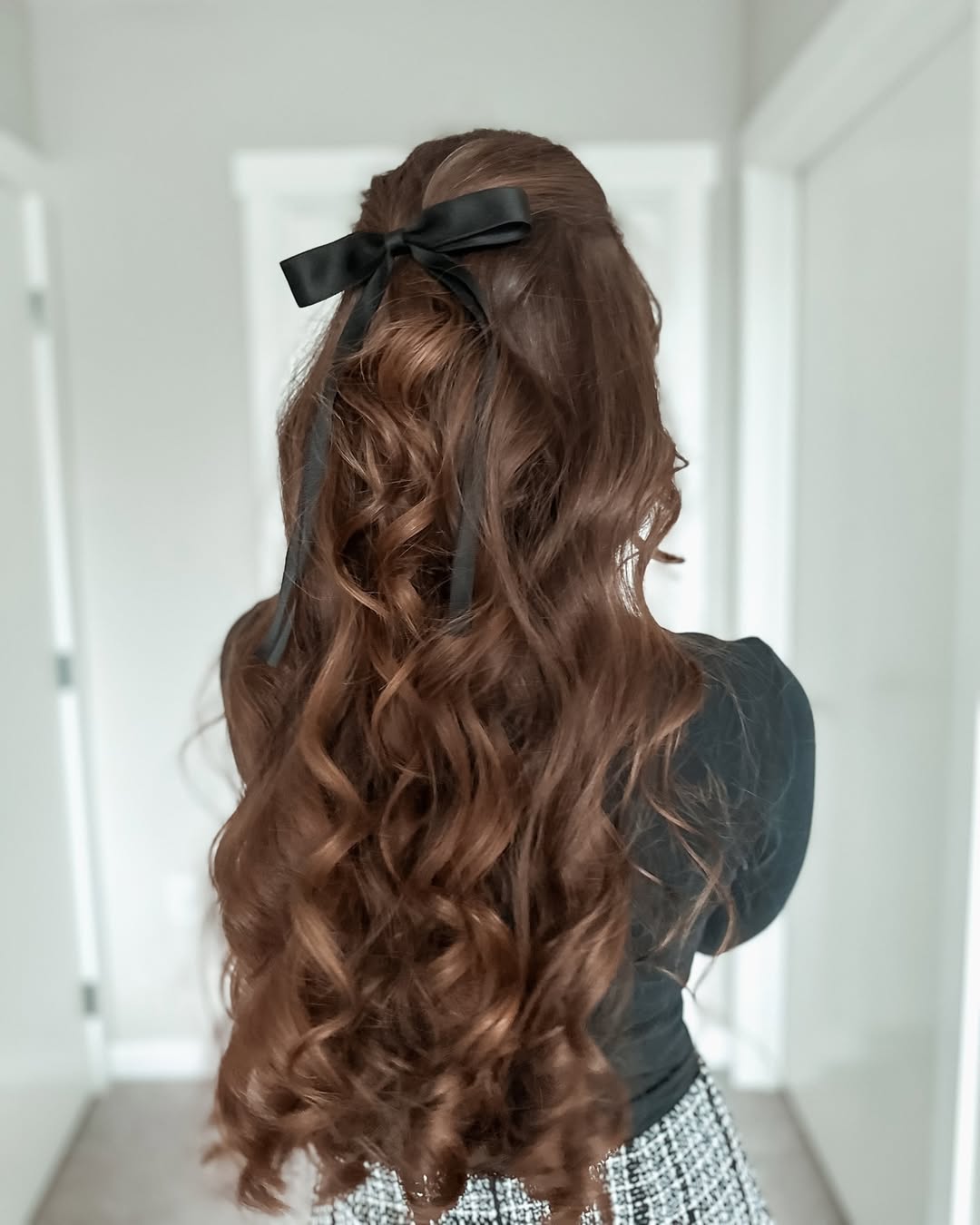 Romantic Ribbon Waves