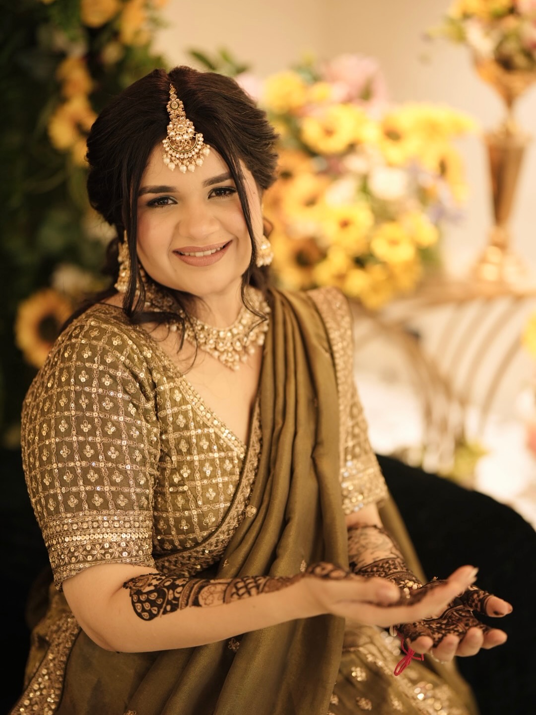 Soft Center-Parted Waves