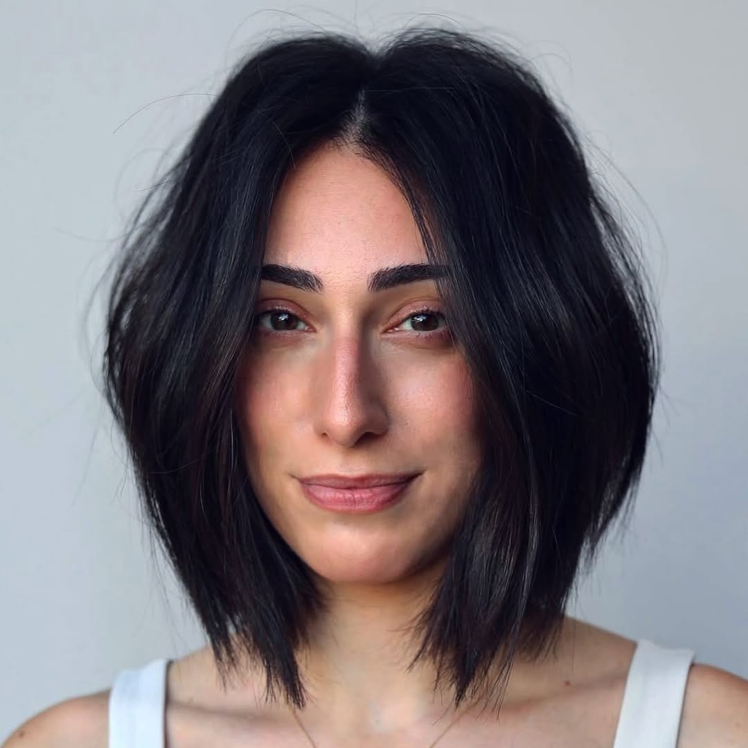 Structured Chin-Grazing Bob