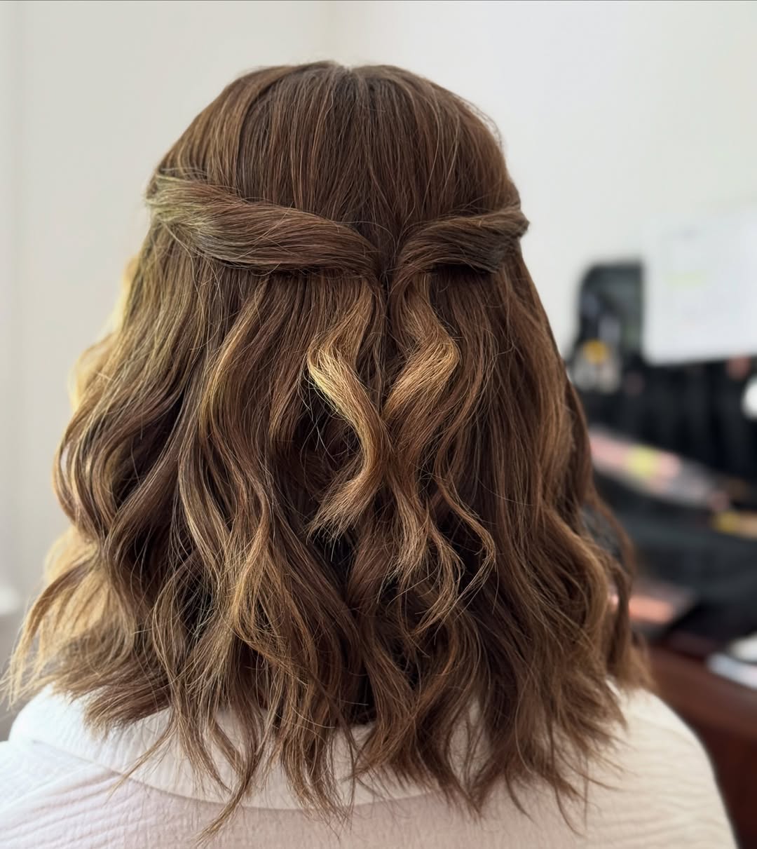 Tucked Ribbon Waves